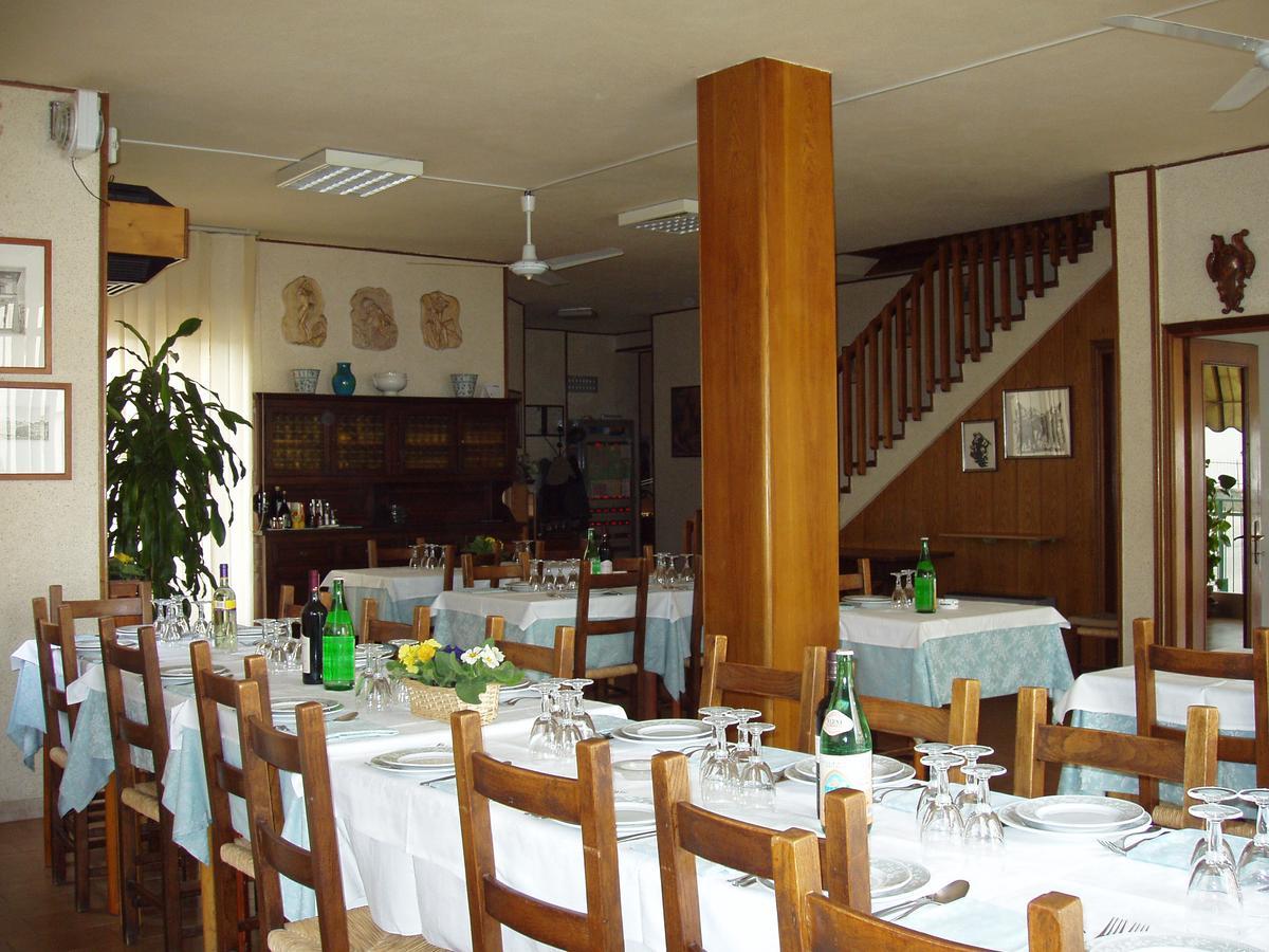 Albergo Ristorante Taverna Dalla "Lisina" Sansepolcro Exterior foto