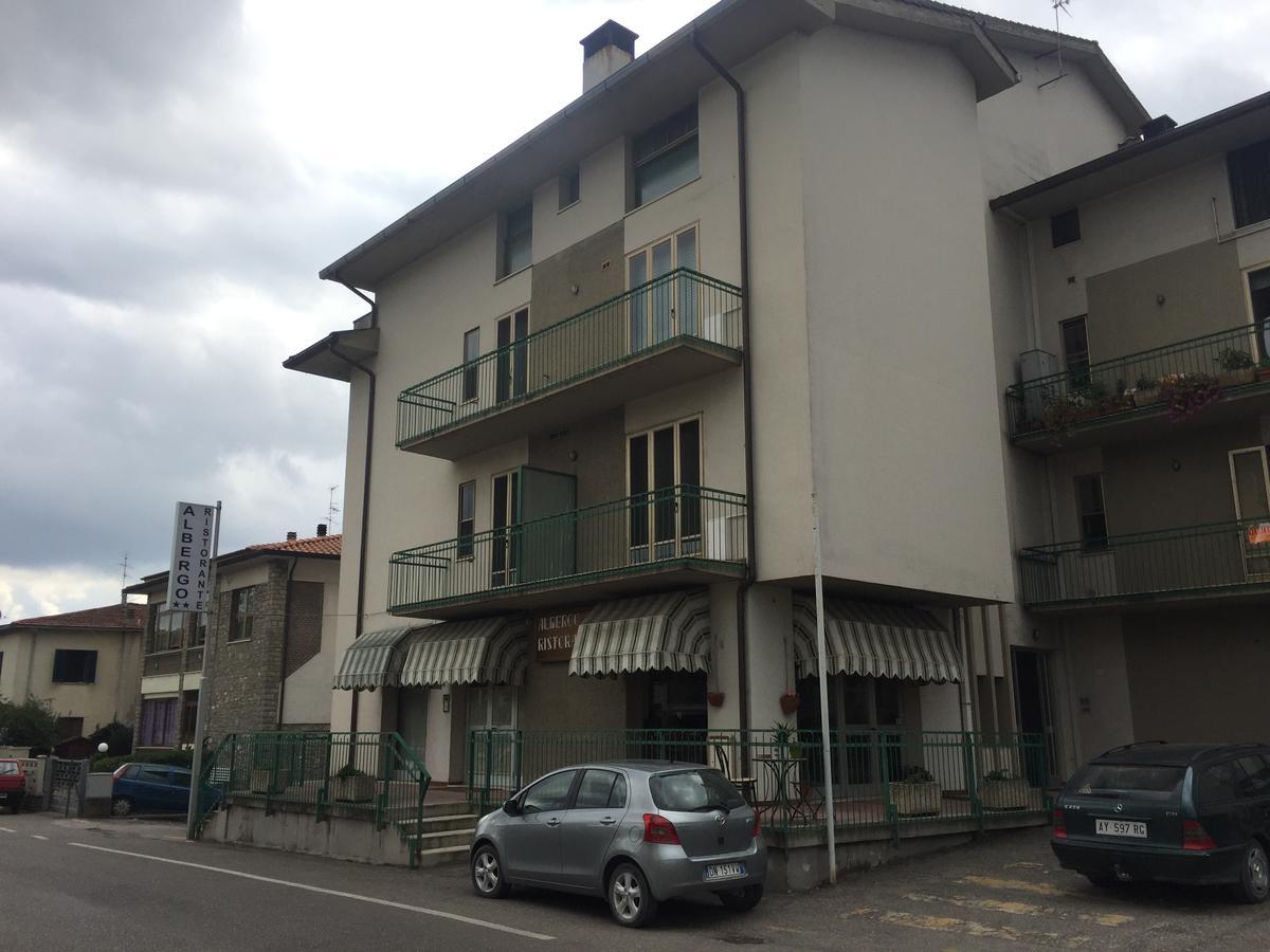 Albergo Ristorante Taverna Dalla "Lisina" Sansepolcro Exterior foto