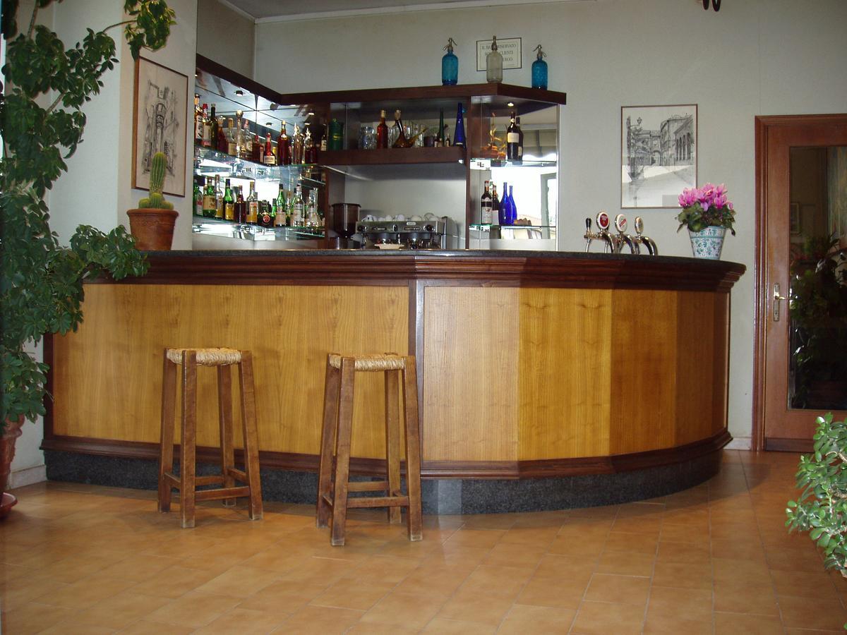 Albergo Ristorante Taverna Dalla "Lisina" Sansepolcro Exterior foto